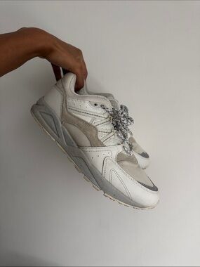 Karhu White and Light Gray Casual Sneakers